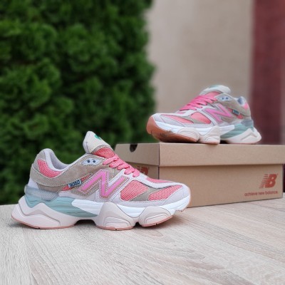 New Balance 9060 рожеві з бежевим, Розмір 40