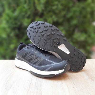 Salomon SensiFit BOA чорні на білій, Розмір 41