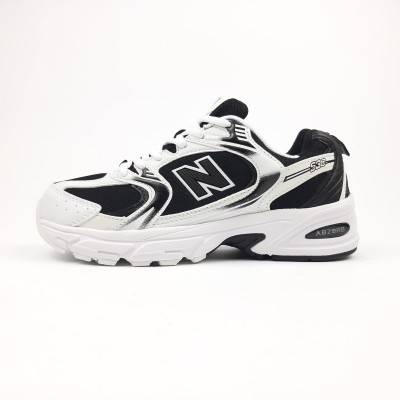 New Balance 530 чорні з білим, Розмір 39 New Balance 530 чорні з білим, Розмір 39