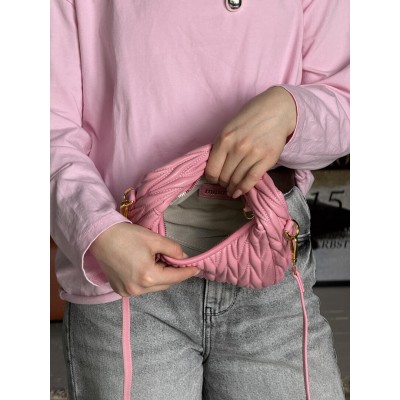 Сумка жіноча Miu Miu Wonder Matelasse Leather Hobo рожевий хобо через плече Міу Міу