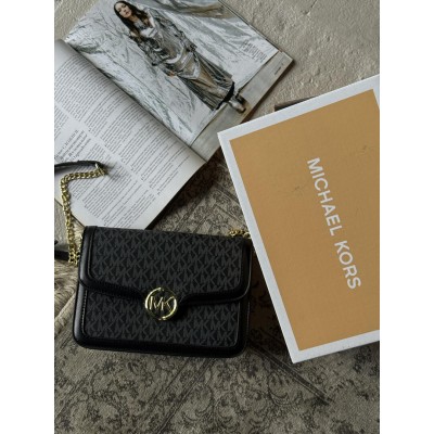Сумка жіноча Michael Kors крос-боді чорний Jessie Small Signature Crossbody Bag Майкл Корс Сумка жіноча Michael Kors крос-боді чорний Jessie Small Signature Crossbody Bag Майкл Корс