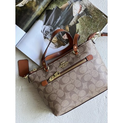 Сумка жіноча Coach Mini Gallery Crossbody бежевий Коуч через плече Сумка жіноча Coach Mini Gallery Crossbody бежевий Коуч через плече
