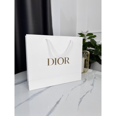 Фірмова упаковка середній пакет Christian Dior, упаковка подарунок. Подарункова брендова упаковка Діор Фірмова упаковка середній пакет Christian Dior, упаковка подарунок. Подарункова брендова упаковка Діор