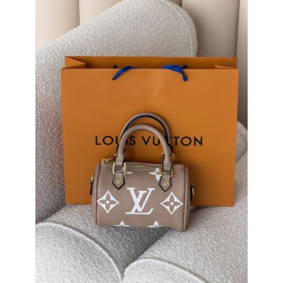 Жіноча сумка Louis Vuitton Nano Speedy mini барило бежевий монограм через плече Луї Віттон Жіноча сумка Louis Vuitton Nano Speedy mini барило бежевий монограм через плече Луї Віттон