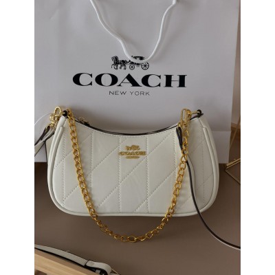 Женская сумка Coach Teri Shoulder Bag With Quilting молочный через плече Коуч Тери Женская сумка Coach Teri Shoulder Bag With Quilting молочный через плече Коуч Тери