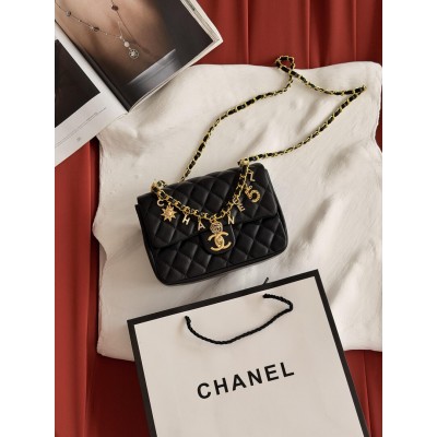 Клатч жіноча сумка Chanel Mini Lambskin Coco Charms Rectangular Classic через плече чорний Шанель маленька Клатч жіноча сумка Chanel Mini Lambskin Coco Charms Rectangular Classic через плече чорний Шанель маленька