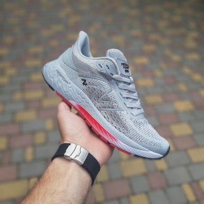 New Balance Fresh Foam 880 сірі з червоним, Розмір 43