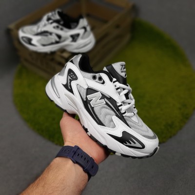 New Balance 725 сірі з білим та чорним, Розмір 37