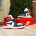 Nike Air Jordan 1 білі з чорним і червоним, Розмір 42
