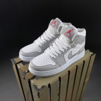 Nike Air Jordan 1 MID білі з сірим срібляста кома, Розмір 36