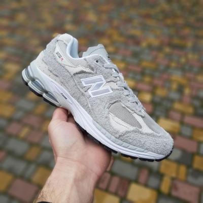 New Balance 2002R Protection Pack світло сірі, Розмір 41