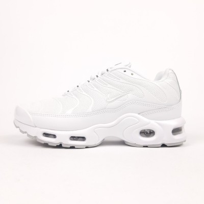 Nike Air Max Plus TN белые SIN, Размер 40 Nike Air Max Plus TN белые SIN, Размер 40