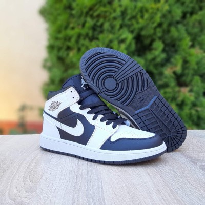 Nike AIR Jordan 1 Retro High високі високі білі з чорним біла кома, Розмір 42