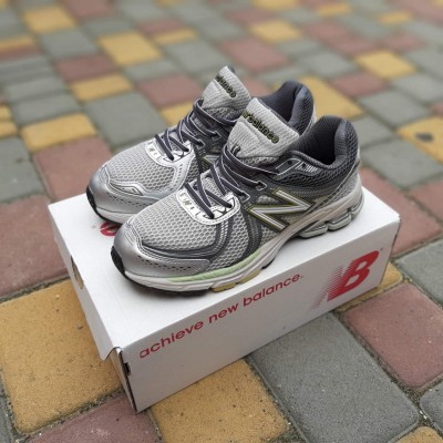New Balance 860 Сірі з салатовим, Розмір 44