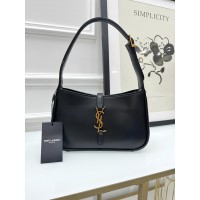 Жіноча сумка Yves Saint Laurent YSL Ів Сен Лоран чорний клатч
