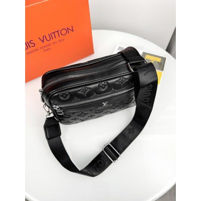 Чоловіча сумка месенджер Louis Vuitton крос боді через плече чорний Луї Віттон