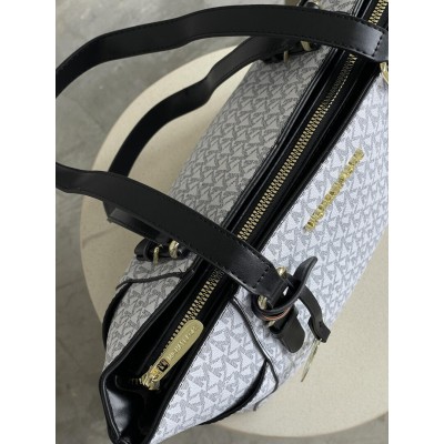 Сумка жіноча Майкл Корс шопер білий Michael Kors Charlotte Top Zip Tote Shoulder Bag