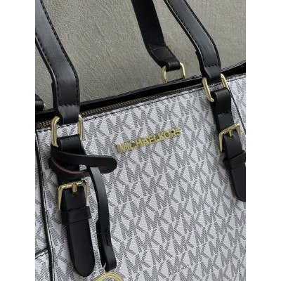 Сумка жіноча Майкл Корс шопер білий Michael Kors Charlotte Top Zip Tote Shoulder Bag