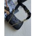 Жіноча сумка Louis Vuitton Bolsa Easy Pouch On Strap чорний клатч через плече