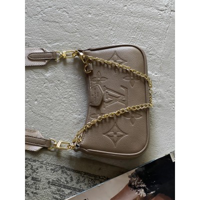 Жіноча сумка Louis Vuitton Bolsa Easy Pouch On Strap бежевий клатч через плече
