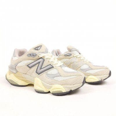 New Balance 9060 сірі на лимонній підошві, Розмір 45