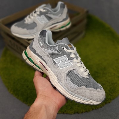 New Balance 2002R Protection Pack сірі, Розмір 44