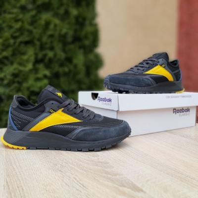 Reebok Classic чорні з жовтим, Розмір 44