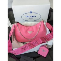 Сумочка женская Prada 2в1 Прада клатч  классическая малиновая