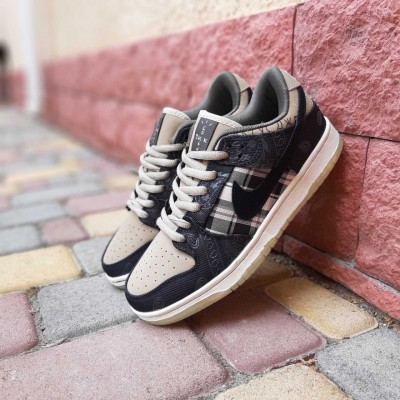 Nike SB Dunk x Travis Scott "Cactus Jack" Бежеві з чорним, Розмір 37