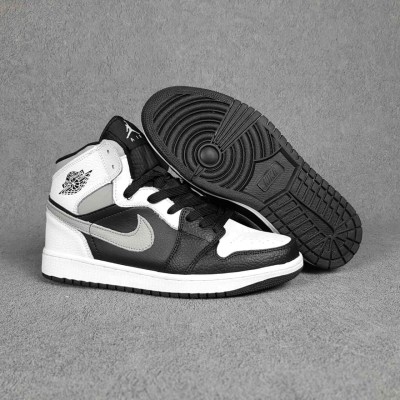 Nike Air Jordan 1 білі з чорним і сірим, Розмір 45