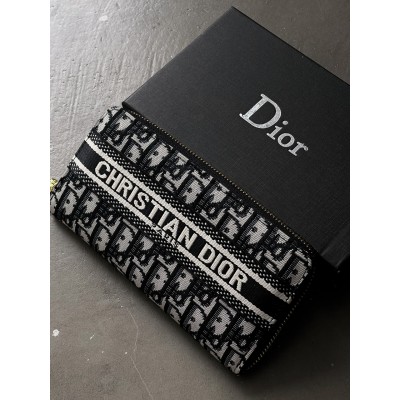 Жіночий гаманець Christian Dior сірий великий з написом Діор Жіночий гаманець Christian Dior сірий великий з написом Діор