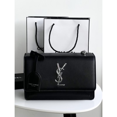 Жіноча сумка Yves Saint Laurent YSL Ів Сен Лоран чорний срібло клатч Жіноча сумка Yves Saint Laurent YSL Ів Сен Лоран чорний срібло клатч