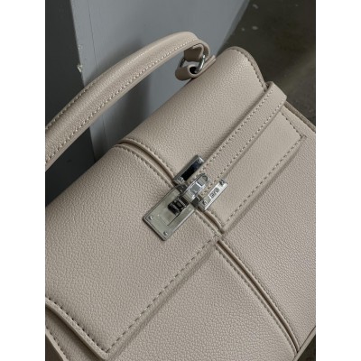 Сумка жіноча JW PEI Elise Large Top Handle Bag бежевий срібло через плече