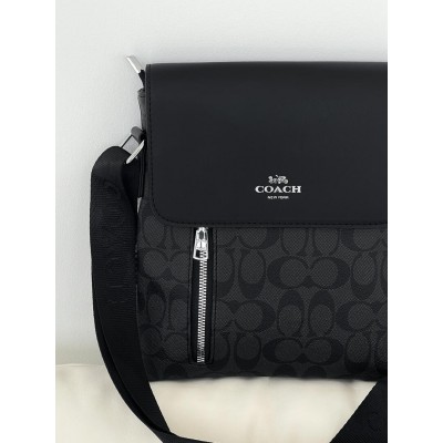 Чоловічі сумки месенджер Coach через плече чорний Коуч