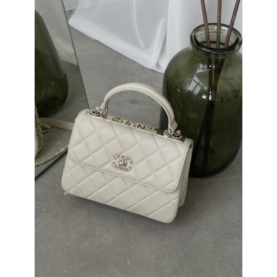 Сумка жіноча Chanel Trendy CC Lambskin Premium молочний Шанель Сумка жіноча Chanel Trendy CC Lambskin Premium молочний Шанель
