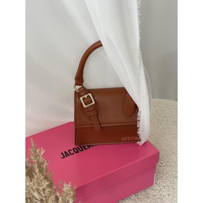 Сумка жіноча Jacquemus Le Chiquito Moyen Boucle Premium коричневий Жакмюс Сумка жіноча Jacquemus Le Chiquito Moyen Boucle Premium коричневий Жакмюс