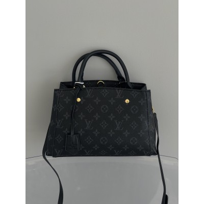 Сумка Louis Vuitton Montaigne Handbag in Monogram чорний крос боді Луї Віттон