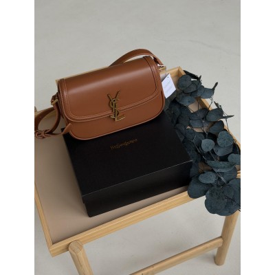 Жіноча сумка клатч Yves Saint Laurent Solferino medium leather shoulder bag YSL світло-коричневий Ів Сен Лоран Жіноча сумка клатч Yves Saint Laurent Solferino medium leather shoulder bag YSL світло-коричневий Ів Сен Лоран