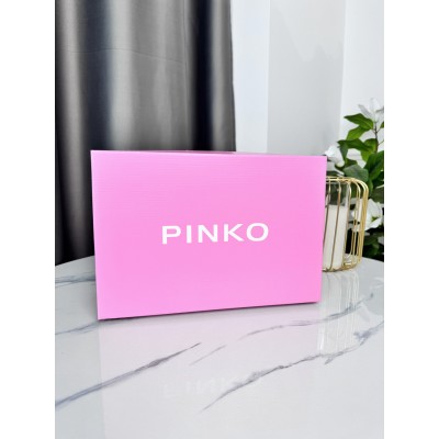 Фірмова упаковка коробки Pinko, упаковка на подарунок. Подарункова брендова упаковка Пінко Фірмова упаковка коробки Pinko, упаковка на подарунок. Подарункова брендова упаковка Пінко