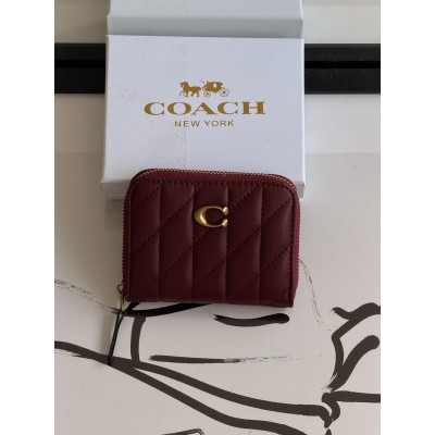 Кошелек женский Coach mini Quilted Pillow Essential Zip мини бордовый Коуч Кошелек женский Coach mini Quilted Pillow Essential Zip мини бордовый Коуч
