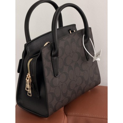 Женская сумка Coach Andrea Carryall коричневый через плече Коуч