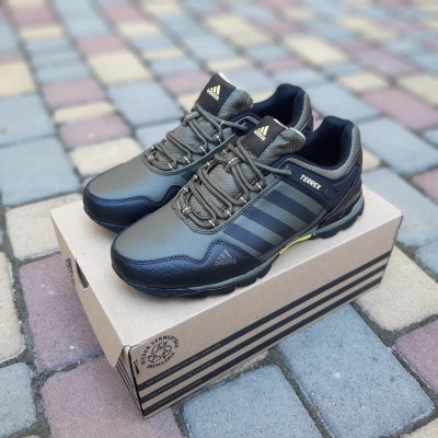 Adidas TERREX чорні з зеленим, Розмір 45