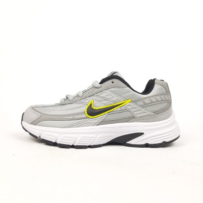 Nike Initiator сірі з чорним, Розмір 41 Nike Initiator сірі з чорним, Розмір 41