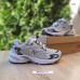 New Balance 725 сірі з чорним на білій, Розмір 39