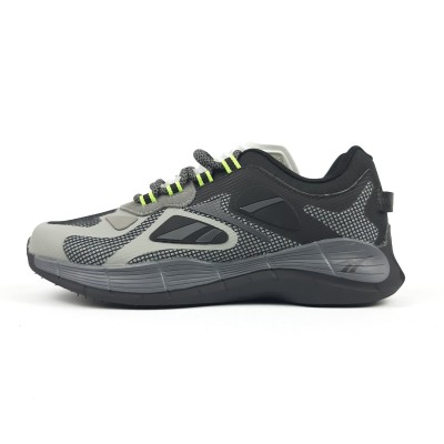 Reebok Zig Kinetica сірі з чорним, Розмір 43 Reebok Zig Kinetica сірі з чорним, Розмір 43