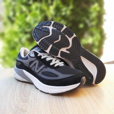 New Balance 990 V6 черные с белым и серым, Размер 44