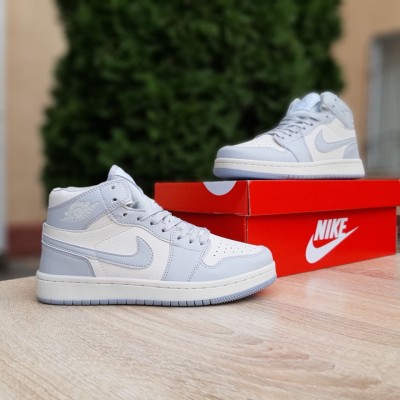 Nike Air Jordan 1 MID молочні з блакитним, Розмір 37