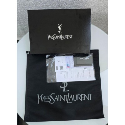Фірмова упаковка Yves Saint Laurent, упаковка на подарунок. Подарункова брендова упаковка Ів Сен-Лоран Фірмова упаковка Yves Saint Laurent, упаковка на подарунок. Подарункова брендова упаковка Ів Сен-Лоран
