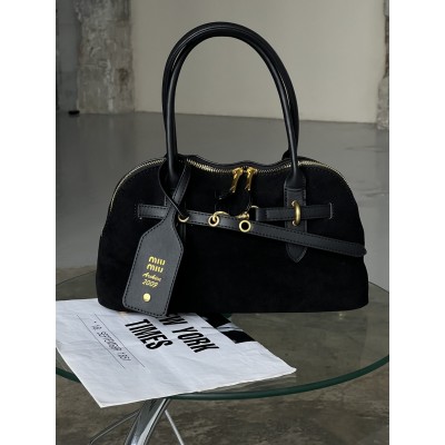 Сумка жіноча Miu Miu Aventure Nappa Suede чорний замш через плече Міу Міу Сумка жіноча Miu Miu Aventure Nappa Suede чорний замш через плече Міу Міу