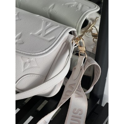 Жіноча сумка Louis Vuitton Diane Empreinte крос боді білий стьобаний Луї Віттон
